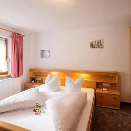 아파트 Apartmenthaus Dias