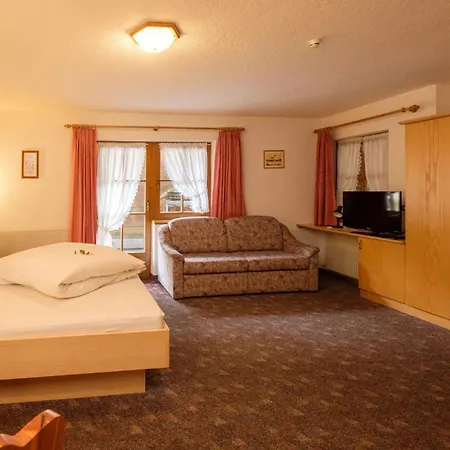 Daire Apartmenthaus Dias - Silvretta Premium Card Inklusive Kappl (Landeck)